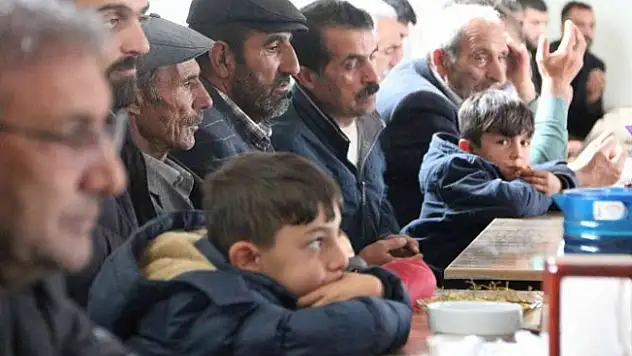 Ağrı'da 'Mevlid-i Nebi' coşkusu sürüyor