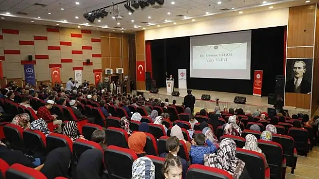 Ağrı'da 'Peygamberimiz, Cami ve İrşat' konulu konferans Yapıldı