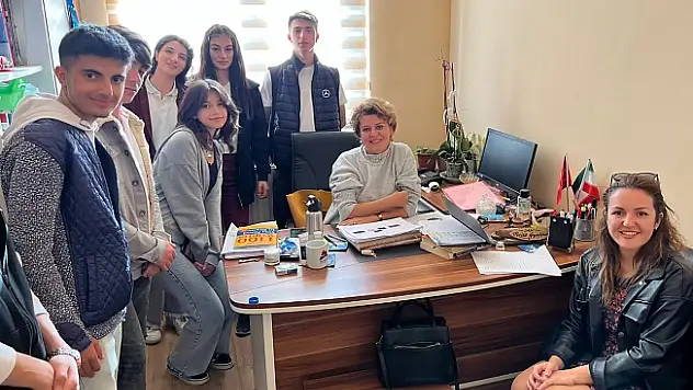Ağrı'daki lise öğrencileri İbrahim Çeçen Üniversitesini ziyaret etti