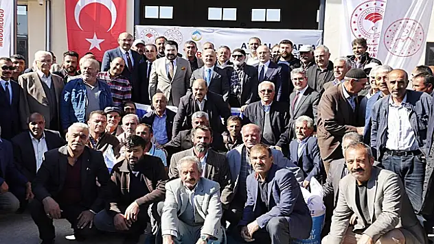 Başkan Sayan 'Tohum Dağıtım Törenine' katıldı