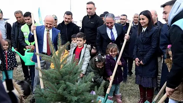 Ağrı'da fidan dikme etkinliği gerçekleştirildi
