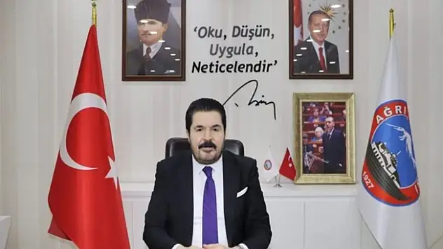 Başkan Sayan: ABD'nin bize oynadığı oyunu bozmamız lazım!