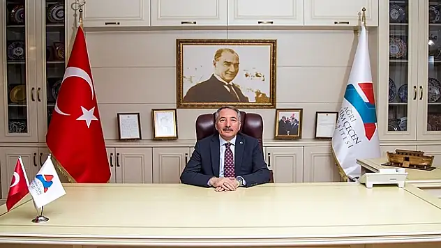 Rektör Abdulhalik Karabulut'un 10 Kasım Atatürk'ü Anma Mesajı