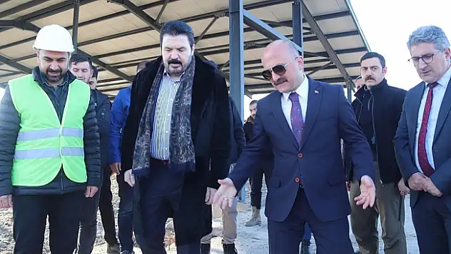 Ağrı'da Ahırlar Projesi'nin yapımı tüm hızıyla devam ediyor