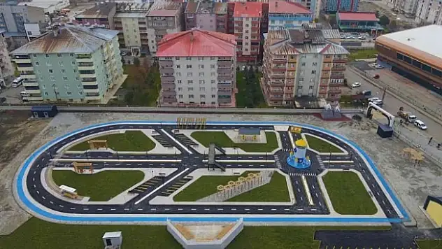 Ağrı'da Çocuk Trafik Eğitim Parkı gün sayıyor