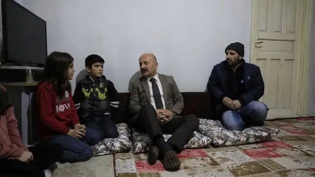 Ağrı Valisi, Dengiz ailesini ziyaret etti
