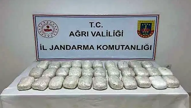Doğubayazıt'ta 31 kilo 587 gram metamfetamin ele geçirildi