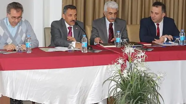 İlçe yetkilileri Turizm Çalıştayı'nda buluştu