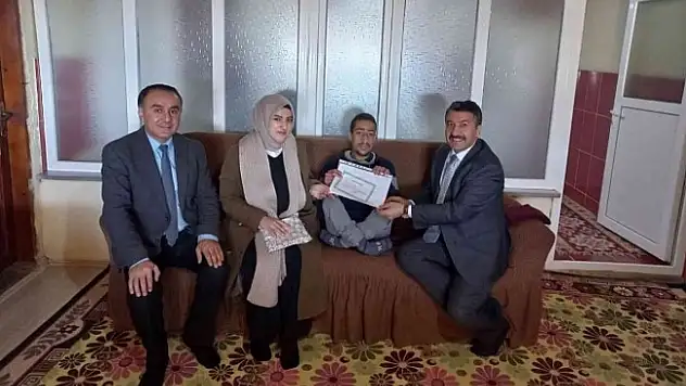 Ağrı'da karne heyecanı