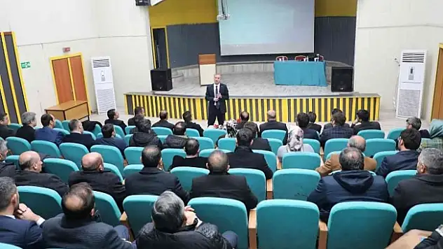 Ağrı'nın Zirvesinde Teknoloji Yarışması