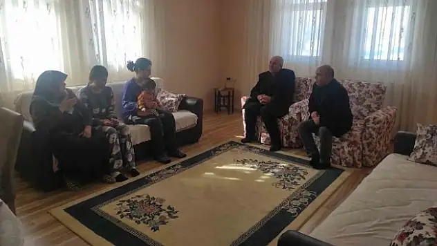 Depremzedeler Eleşkirt'te akrabalarının yanına geldiler