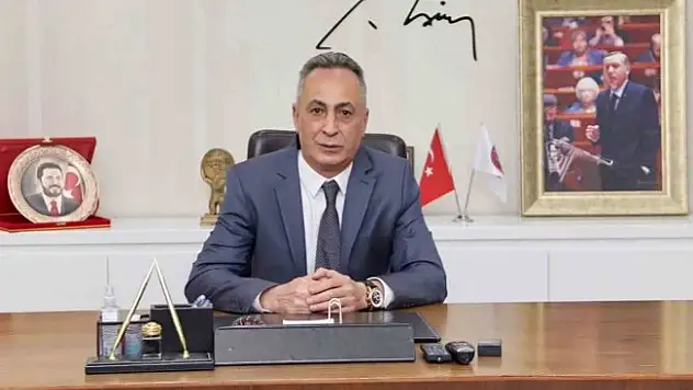 Ağrı Belediye Başkanlığı'na Metin Karadoğan seçildi