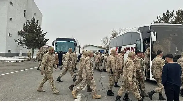 Ağrı'dan afet bölgesine 152 astsubay ve güvenlik korucusu gönderildi