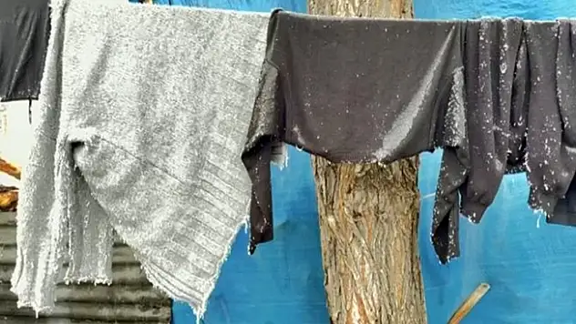 Ağrı'da çamaşırlar bile dondu!