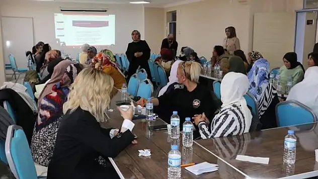 Diyadin'de 8 Mart Kadınlar Günü Etkinliği Düzenlendi