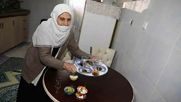 Makbule Işık 70 yıldır kimliksiz yaşıyor