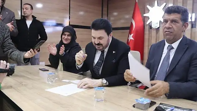 Savcı Sayan, milletvekili aday adaylık başvurusunu yaptı