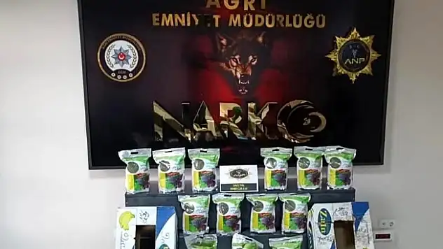 Ağrı'da 5 kilo 948 gram skunk ele geçirildi