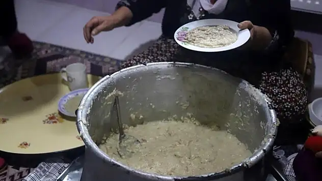 Ağrı'da Halise sofraları süsledi