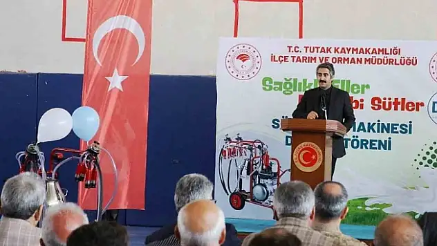 Tutak'ta süt sağım makineleri dağıtıldı