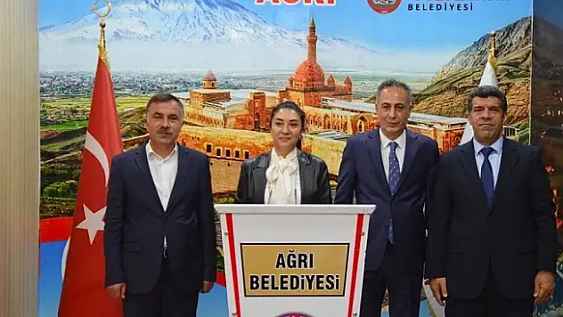 Ruken Şahin Kilerci'den Başkan Karadoğan'a ziyaret