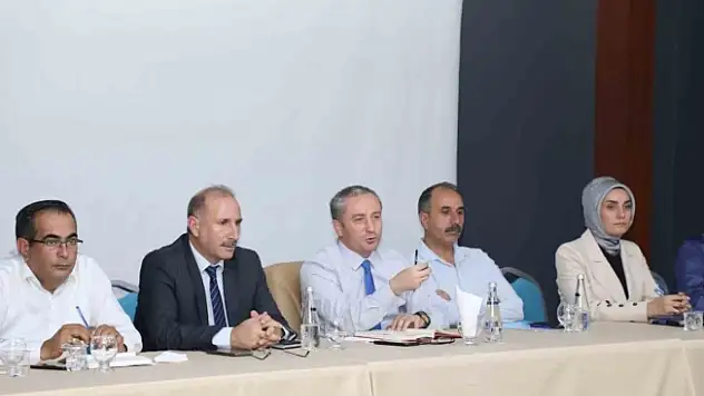 Ağrı'da 'Eğitim Öğretim Değerlendirme Toplantısı' düzenlendi