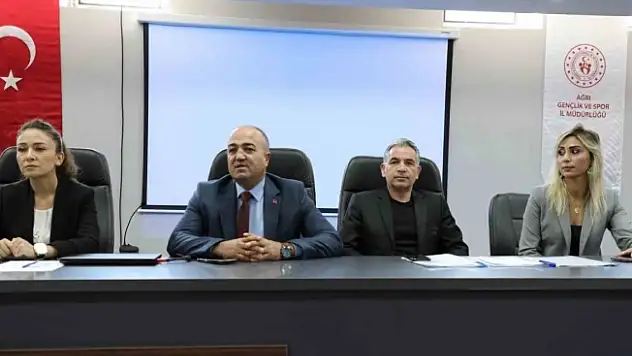 Ağrı'da güvenlik görevlilerine KAAN eğitimi