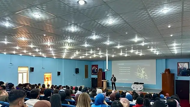 Ağrı'da 3 bin 370 öğrenciye uyuşturucuyla mücadele eğitimi