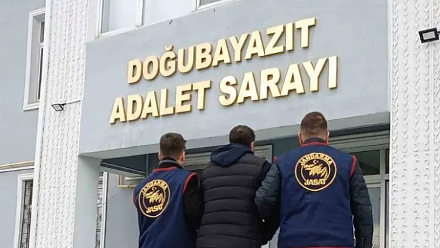 Ağrı'da araması bulunan şahıs yakalandı
