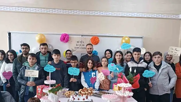 Velilerden öğretmenlere anlamlı sürpriz