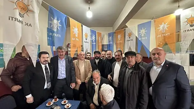 Savcı Sayan'ın girişimleri sonuç verdi. Tutak'ta 150 kişilik Deva Partisi heyeti AK Parti'ye katıldı