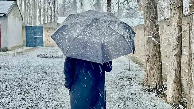 Ağrı'da kış manzarası göz kamaştırıyor