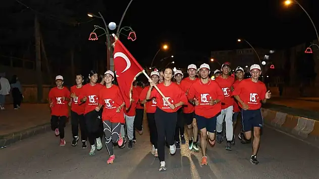 Ağrı'da '15 Temmuz Sancak Koşusu' düzenlendi