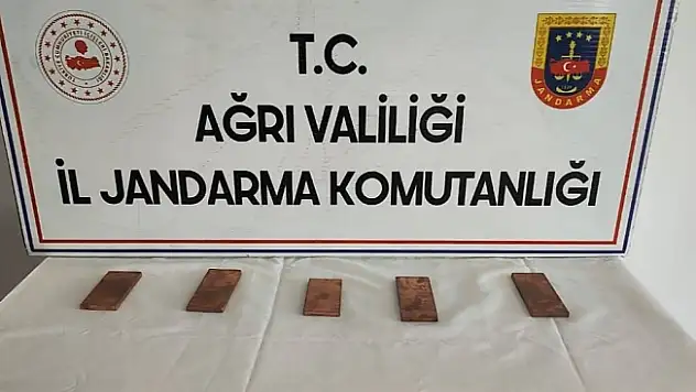 Ağrı'da 5 kilogram kaçak altın ele geçirildi