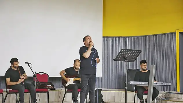 Ağrı'da 24 Kasım Öğretmenler Günü'ne özel konser