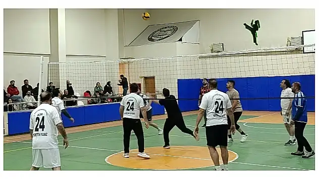 Ağrı'da Öğretmenler Günü'ne özel spor turnuvaları sürüyor