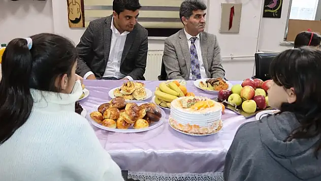 Ağrı'da Yerli Malı Haftası Coşkusu: Çocuklar Eğlenerek Öğrendi