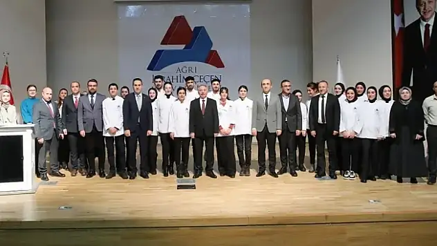 AİÇÜ'de Gastronomi Öğrencileri İçin 'Önlük Giyme' Töreni Düzenlendi