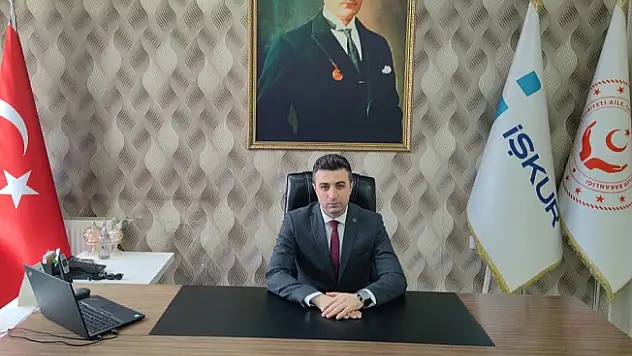 Ağrı Çalışma ve İş Kurumu İl Müdürü Emrah Ataş Çalışmaları ile Beğeni Topluyor