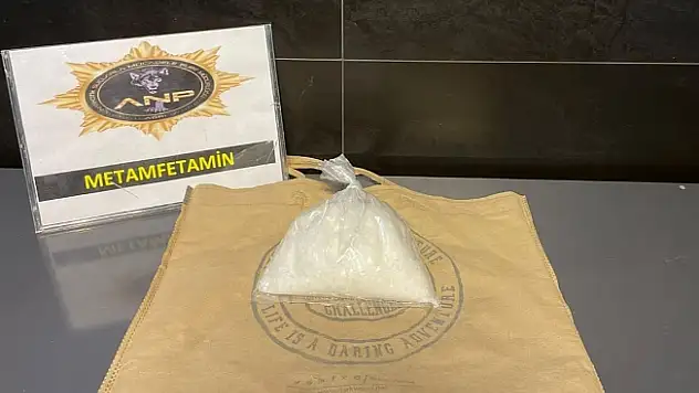 Ağrı'da 500 Gram Metamfetamin Ele Geçirildi