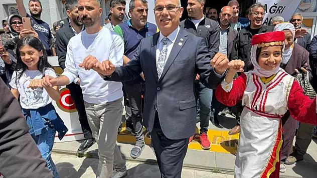 Ağrı'da, Hayat Boyu Öğrenme Şenliği renkli etkinliklerle başladı