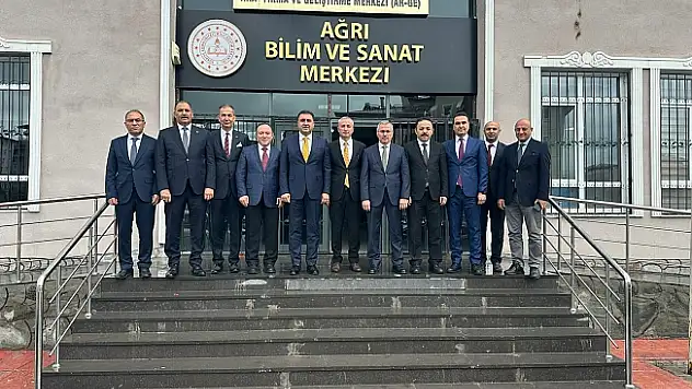 MEB Mesleki ve Teknik Eğitim Genel Müdür Vekili Bal'dan Ağrı'da AR-GE ve BİLSEM ziyareti