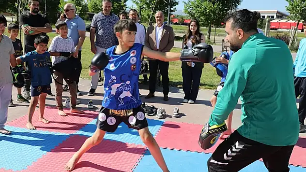 Ağrı'da Uyuşturucuya Karşı Sporla Farkındalık Etkinliği Düzenlendi
