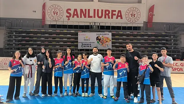 Ağrılı Taekwondocular Şanlıurfa'yı Salladı! 6 Madalya ile Geri Döndüler