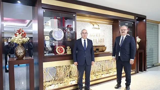 Kültür ve Turizm Bakan Yardımcısı Dr. Serdar Çam'dan Ağrı Valiliği'ne Ziyaret