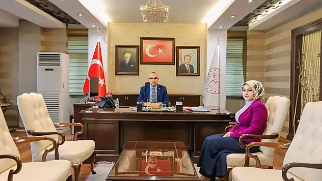 Taşlıçay Kaymakamlığına Atanan Kübra Baka Kılıç, Vali Mustafa Koç'u Ziyaret Etti