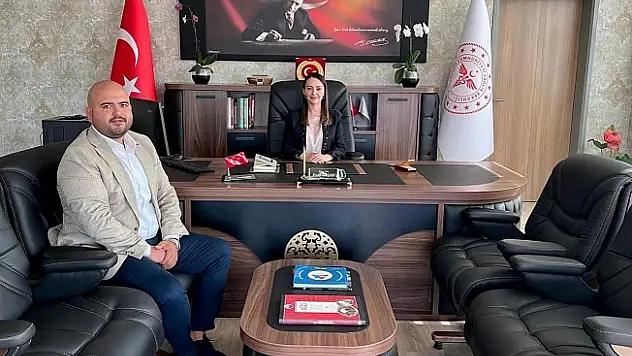 Ağrı Eğitim ve Araştırma Hastanesi Yeni Başhekimi Uzm. Dr. Emre Özgen Görevine Başladı