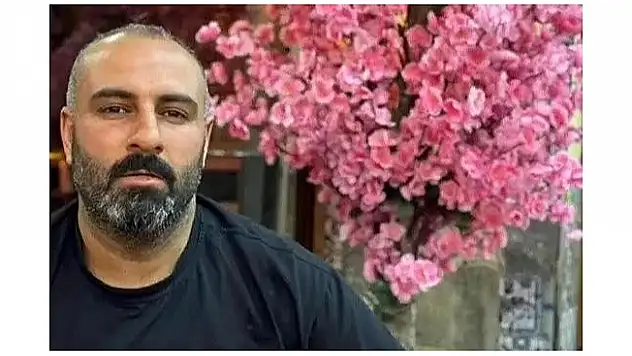 Yan baktın kavgasında Ağrılı genç hayatını kaybetti