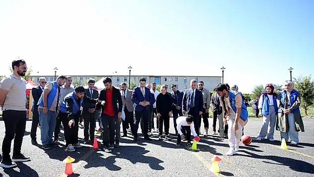 AİÇÜ'de Otizmli Çocuklar İçin Şenlik Düzenlendi