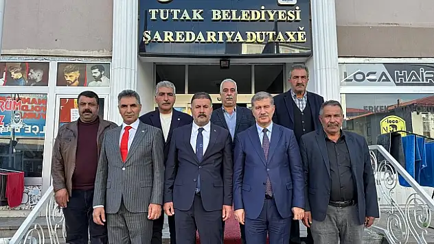 Tutak Belediye Başkanı Fevzi Sayan, AİÇÜ Rektörü Prof. Dr. İlhami Gülçin'i Ağırladı